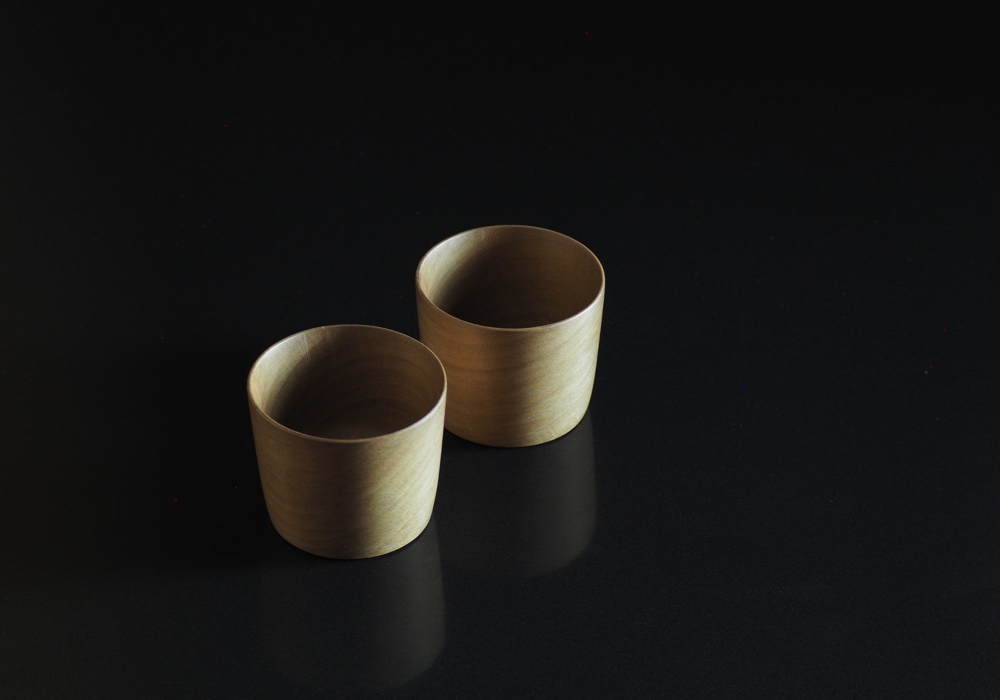 Japanese Cucumber Tree Japanese Wooden Sake cups background  black reflection, Tsukushi