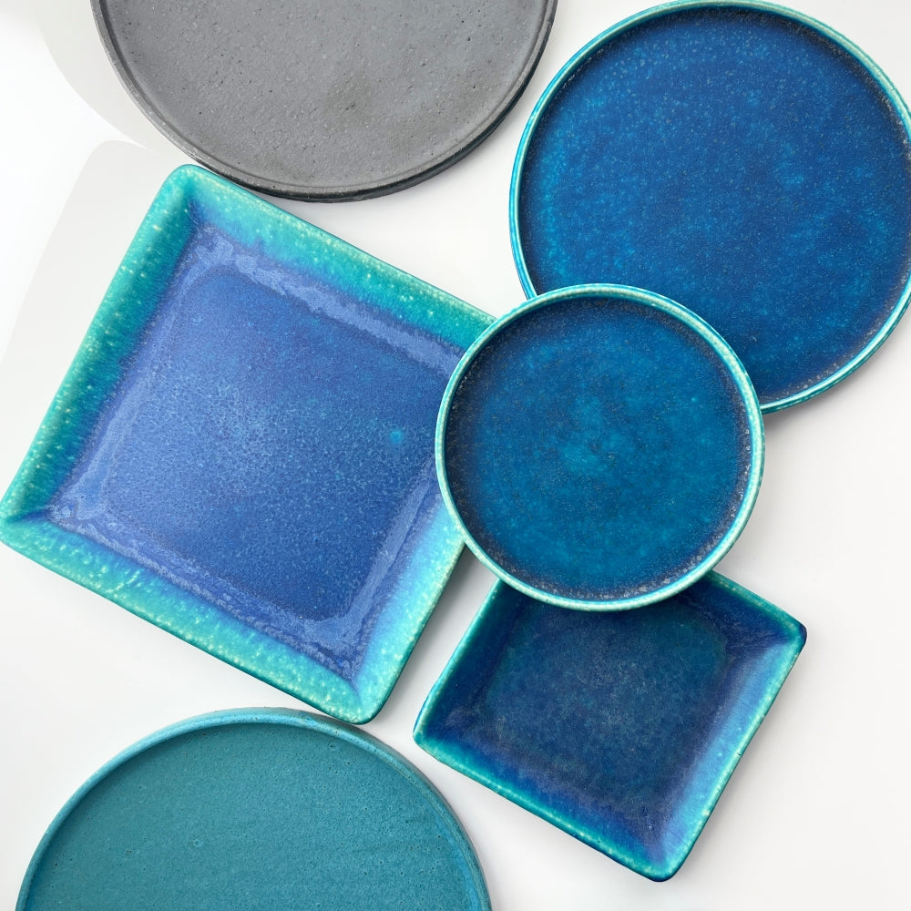 Plate collection Japanese pottery square.  Tsukushi